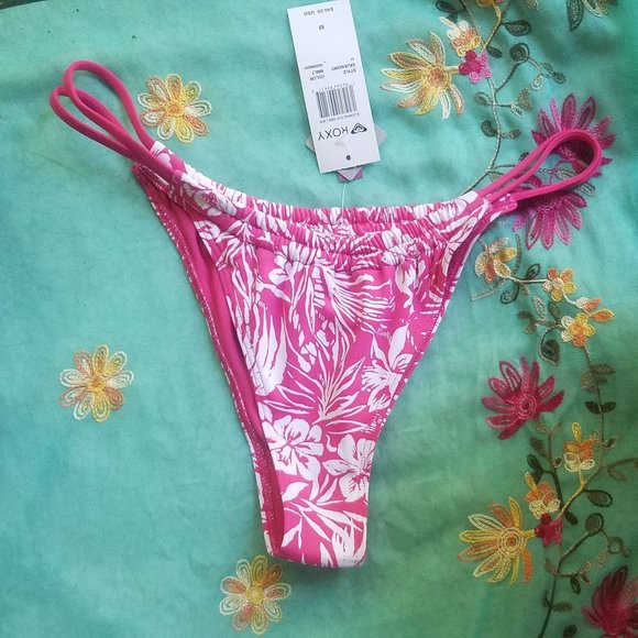 SOLD! NWT: Roxy Hot Pink Strappy Bikini Bottom. Size Medium. Never Worn! - Picture 1 of 5